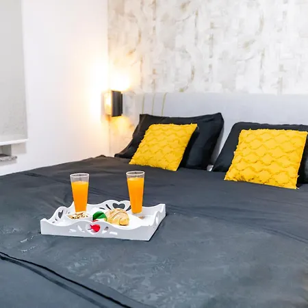 Julijana 5 Privlaka (Zadar)
